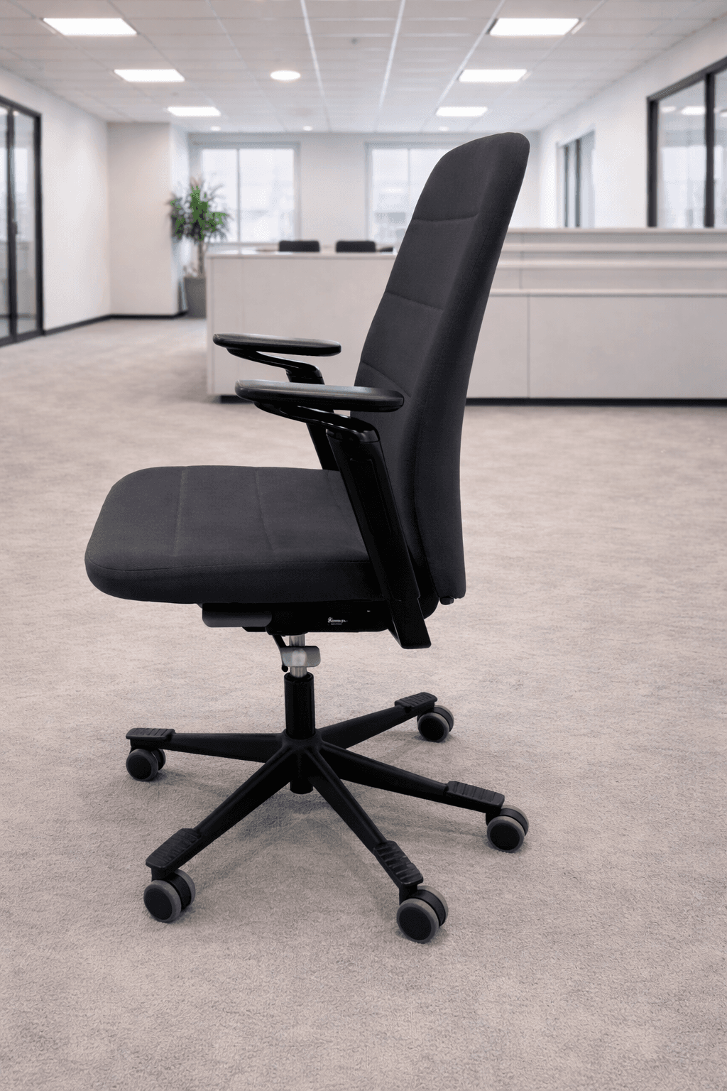 Kinnarps Kontorsstol - Ergonomisk thumbnail 3