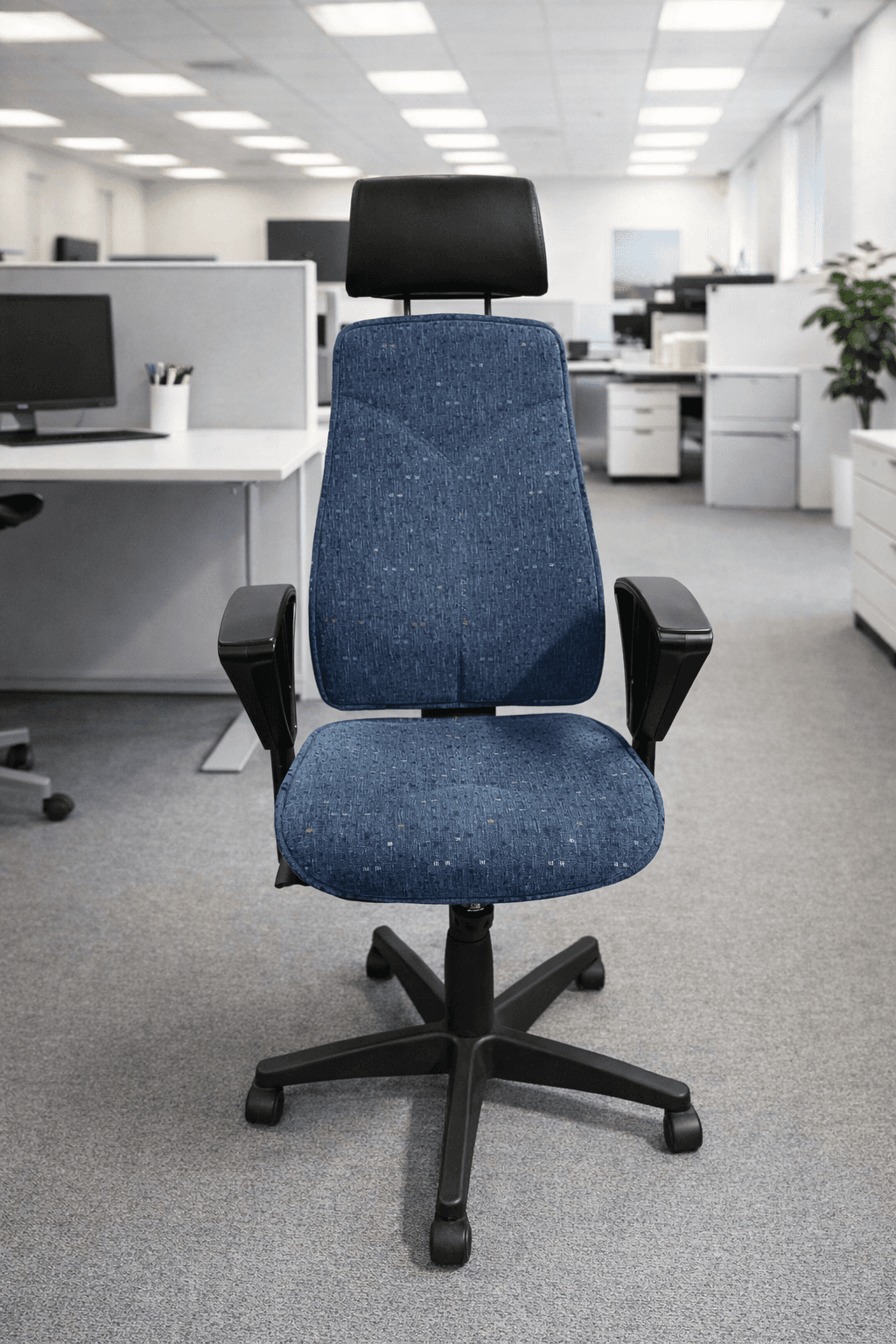 Kinnarps Synchrone 8000 stol i specialtyg