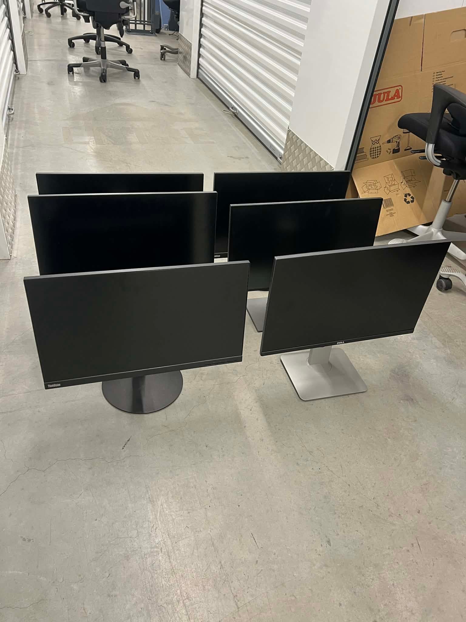 6 st 27” datorskärmar – Lenovo ThinkVision & Dell 