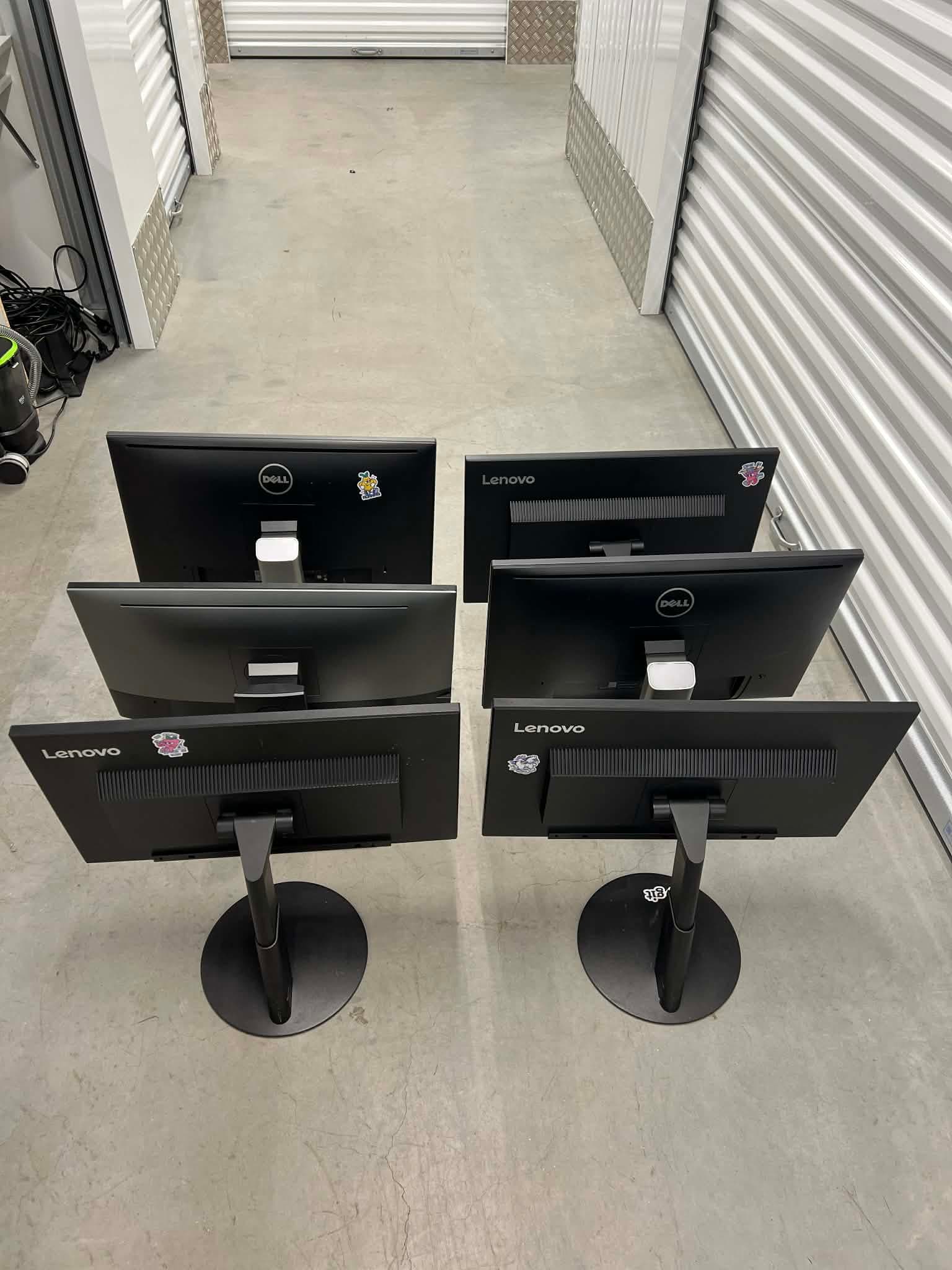 6 st 27” datorskärmar – Lenovo ThinkVision & Dell  thumbnail 2