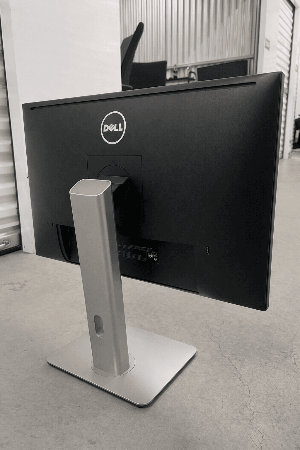 Dell UltraSharp U2415 – 24” IPS thumbnail 2