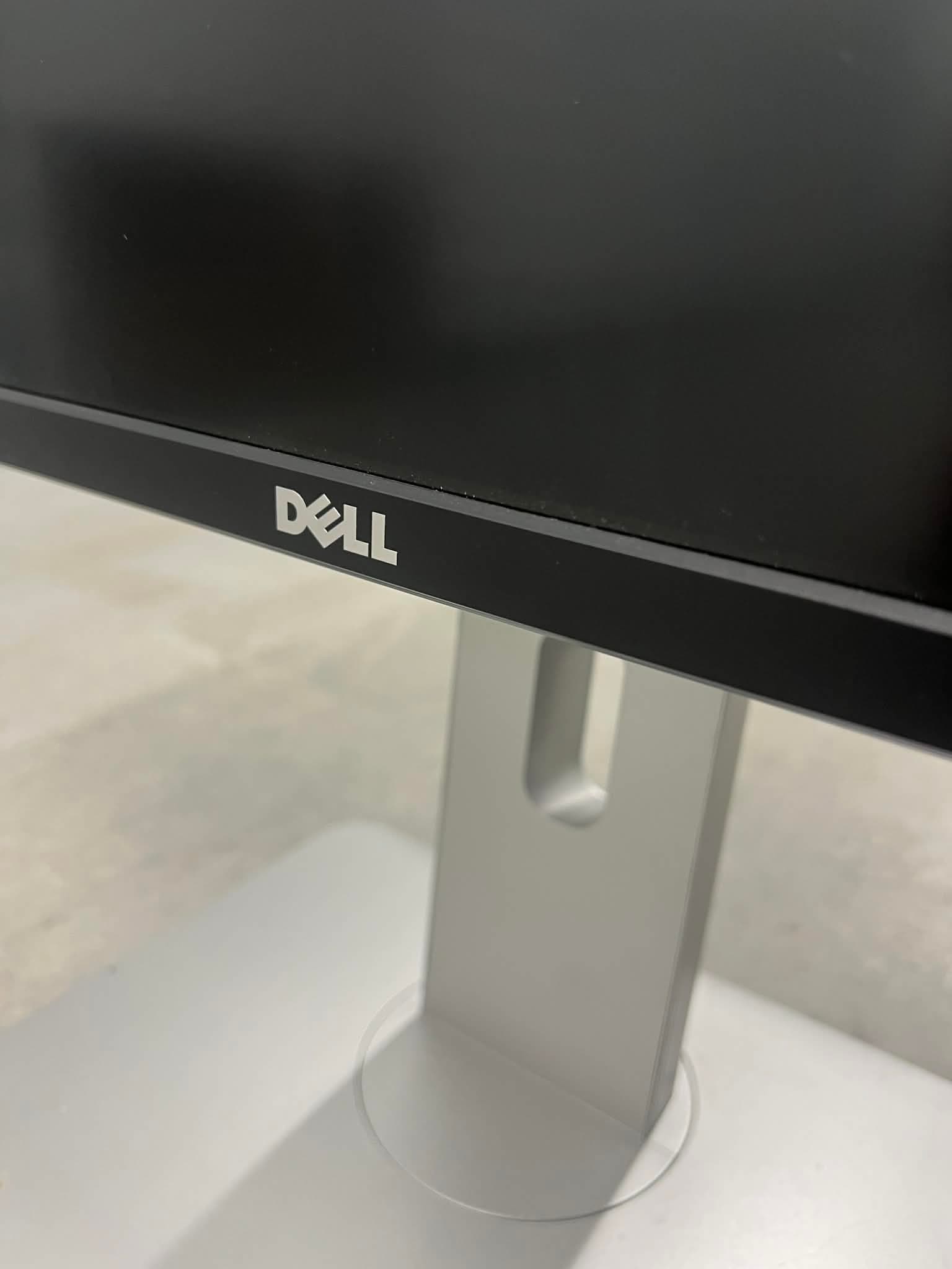 Dell UltraSharp U2415 – 24” IPS thumbnail 3