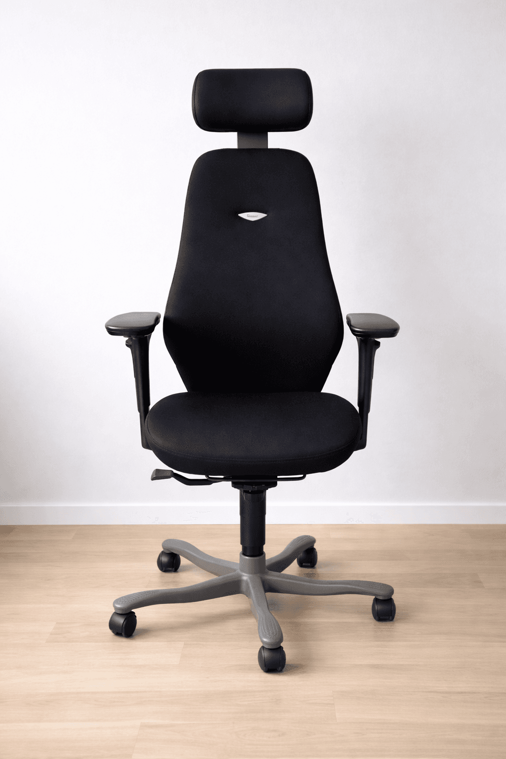 Kinnarps 8000 Plus – Ergonomisk kvalitetsstol